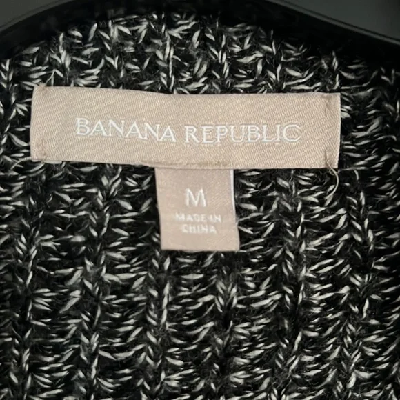 Banana Republic Cardigan Sweater- M - Picture 7 of 7